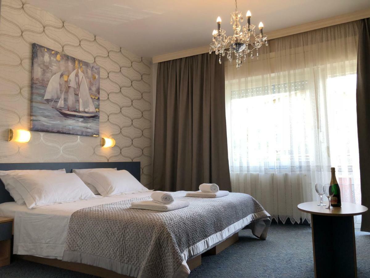 Rooms Ana Stobrec Luaran gambar